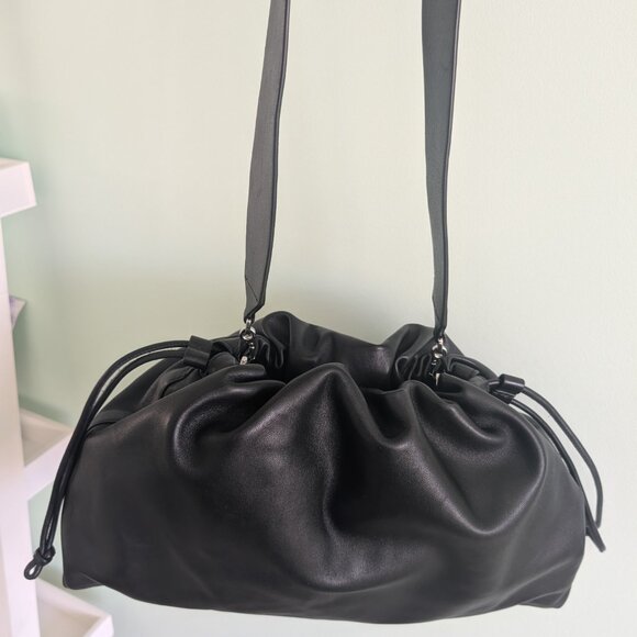 Cavatelli Oversized Clutch-leather - Picture 6 of 6